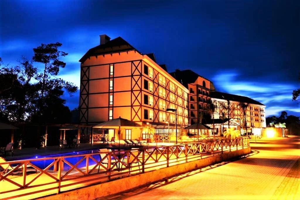 Hotel Vista Azul Es ドミンゴス・マルチンス エクステリア 写真